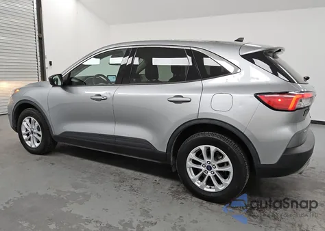 2022 Ford Escape Se z USA, uszkodzony, nr VIN 1FMCU9G63NUA68336